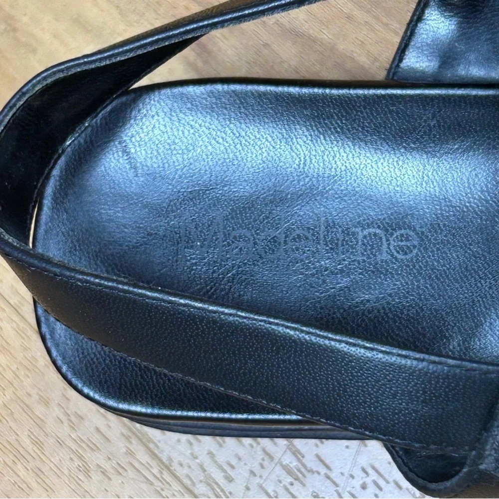 Madeline‎ Black Minimalist Sandals